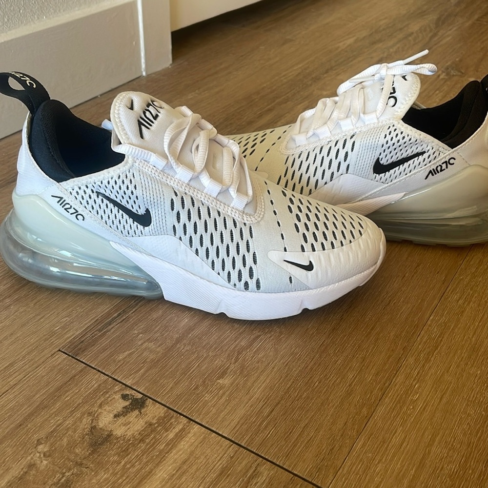 Nike Air Max 270